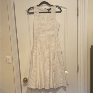 White Sleeveless Dress